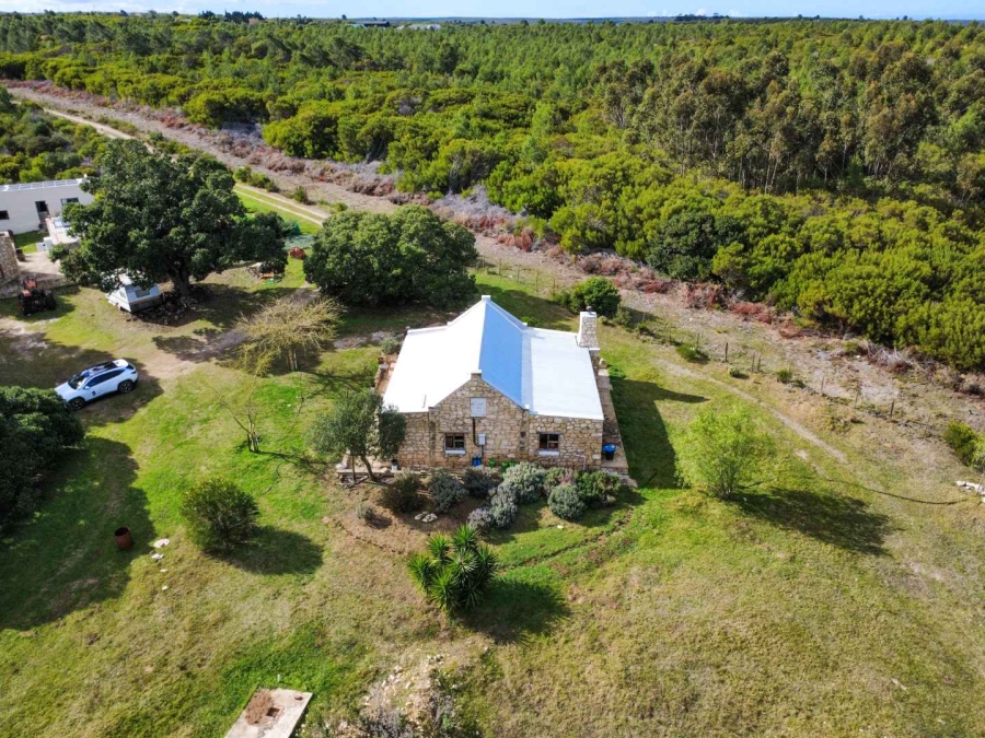 2 Bedroom Property for Sale in Stilbaai Western Cape